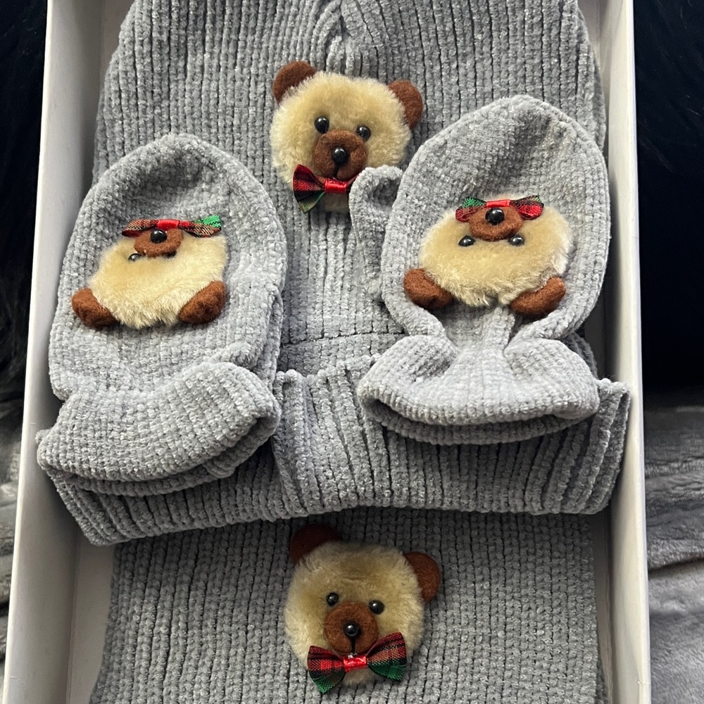 New! Cute Gray Bear-Themed Kids Winter Set boxed